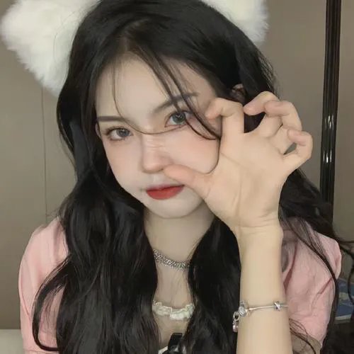 皮裘大衣女人